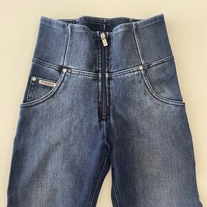 Freddy pants: WRUP SNUG Jeans - High Waisted - Petite Length - Dark Blue + Blue